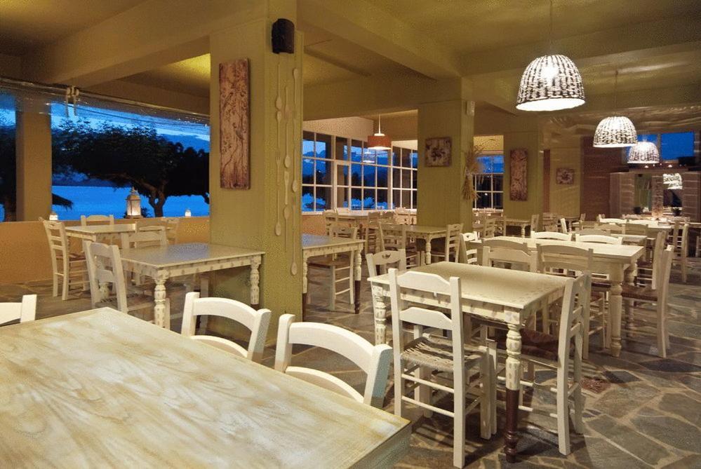 ניאה סטירה Venus Beach Hotel מראה חיצוני תמונה